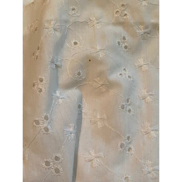 Vintage 1970’s Vicky Vaughn White Cotton Eyelet Ruffled Boho Retro Maxi Dress - Picture 13 of 16